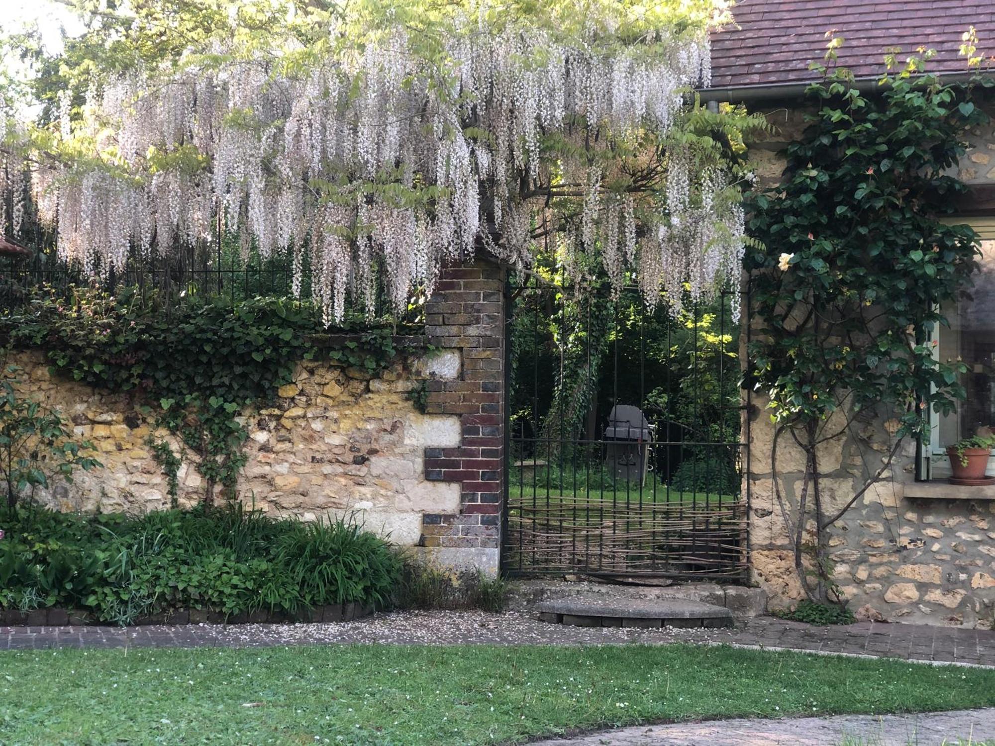 Le Clos Des Songes Blaru Bagian luar foto